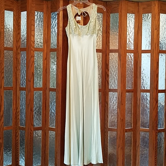 Blondie and me Dresses & Skirts - Blondie and me formal dress